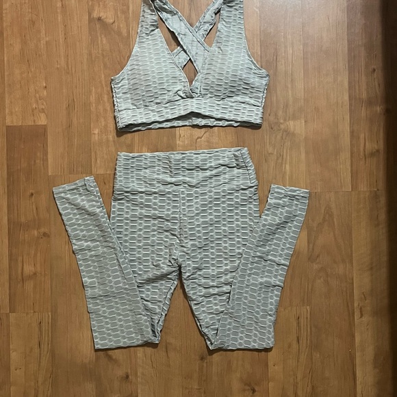 bombut Other - Bombut Gray Textured Criss-Cross Sports Bra and Leggings Set